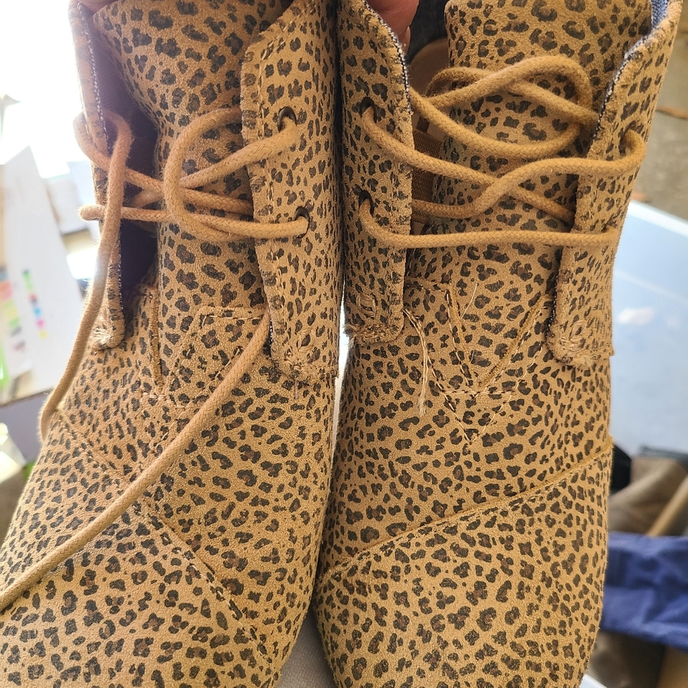 Like new Toms Cheetah Suede Wedge
